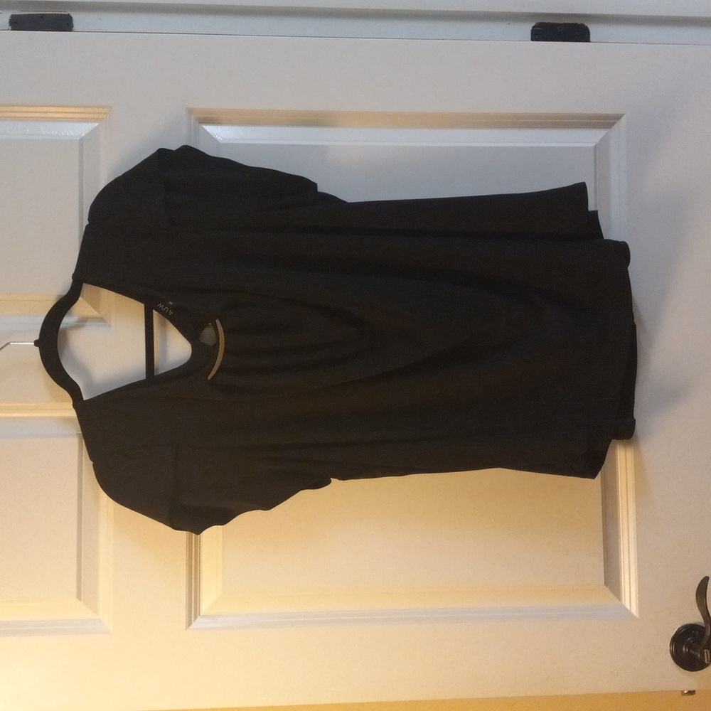 A.U.W. Black Top w/ Gold Accent Size 3X